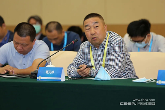 “車(chē)電分離”模式可行否？這場(chǎng)閉門(mén)會(huì)議上產(chǎn)業(yè)鏈大佬給出新看法