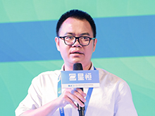 廣東省電動(dòng)車商會(huì)秘書長黃建軍主持“電動(dòng)車鋰電安全應(yīng)用探討”主題論壇