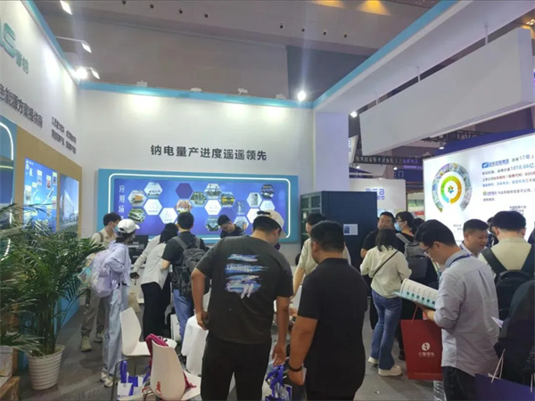 吸引眾多國內(nèi)外客戶圍觀 | 青鈉方案驚艷亮相CIBF重慶國際電池展