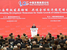 李強總理出席的這場高規格活動，都有哪些新能源產業高層參與對話？